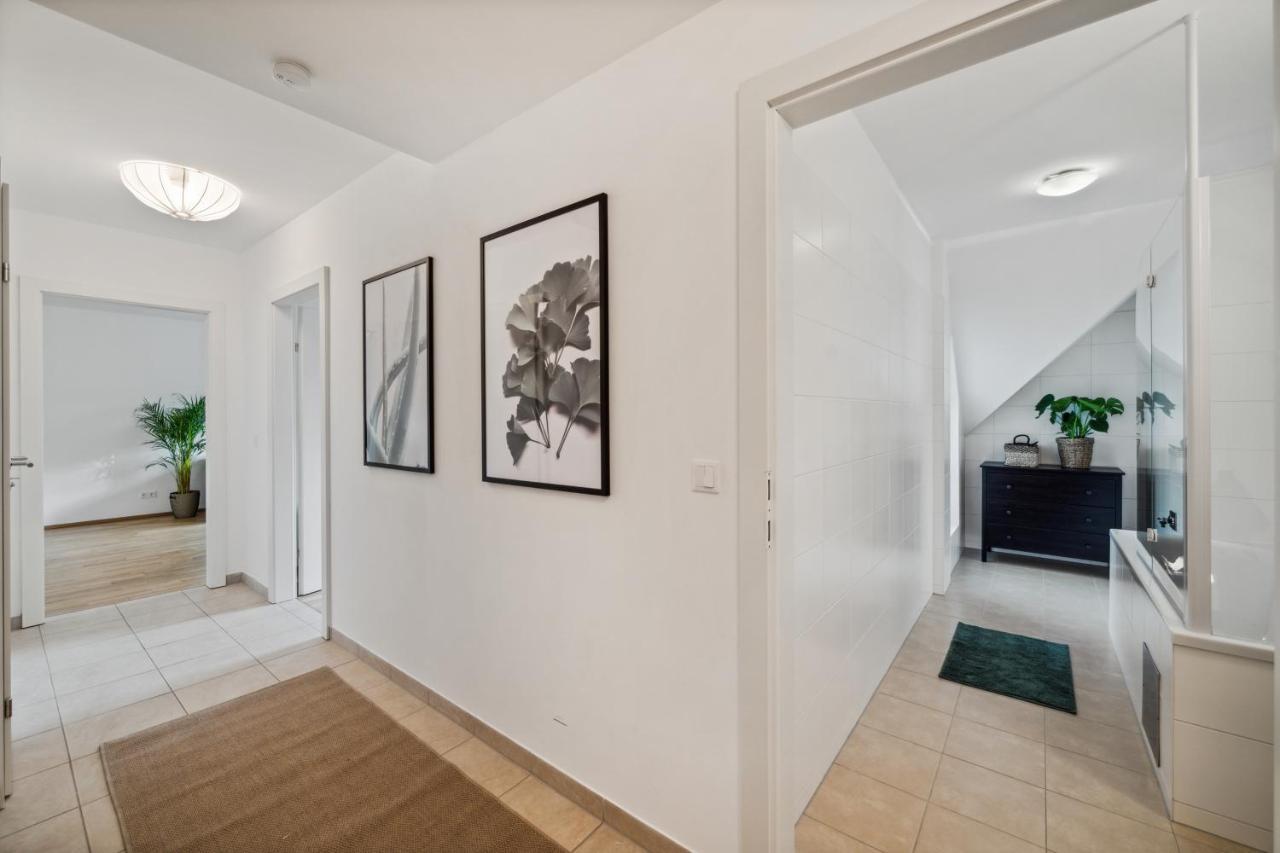 Design Apartments In Favoriten Вена Экстерьер фото